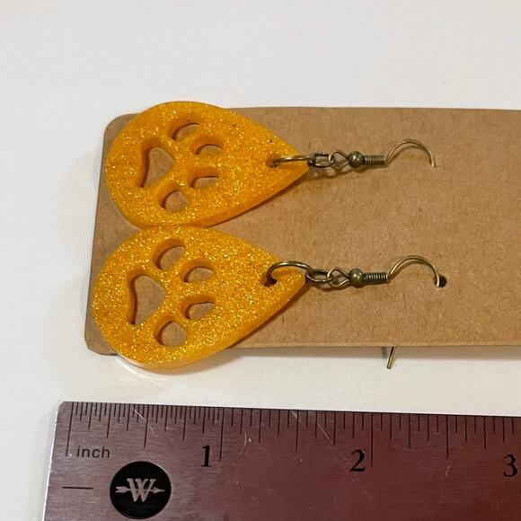 Handmade epoxy resin paw print earrings - mustard yellow-gold shimmer - Picture 3 of 4